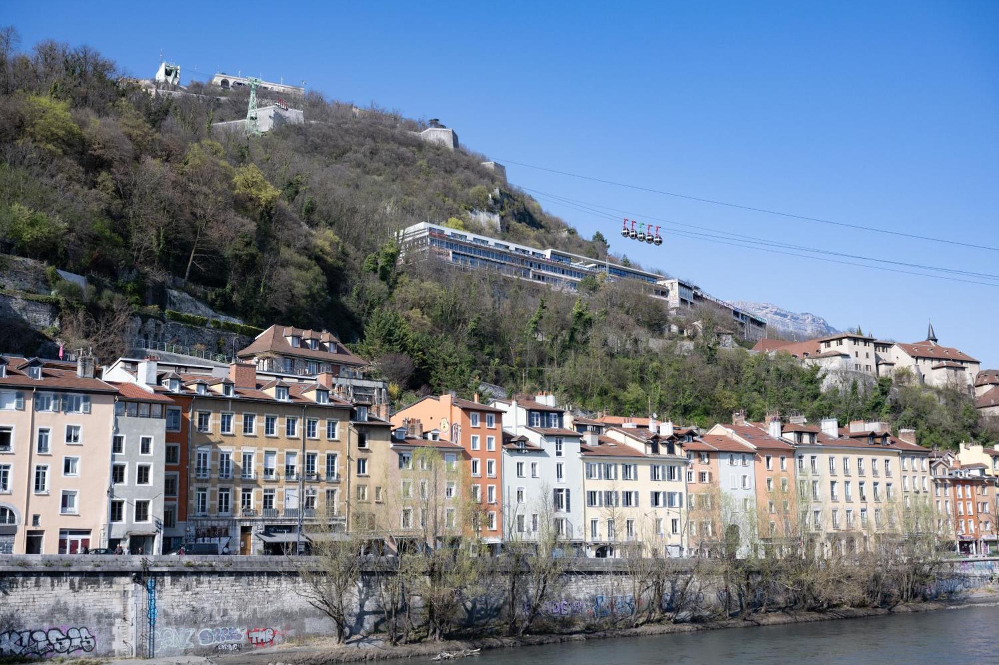 Studio Plein Centre, Calme, Parking Inclus, Piscine Et Gardien Grenoble Exteriör bild